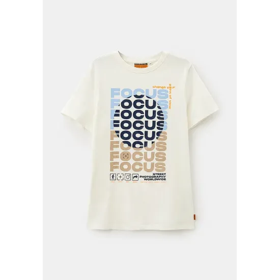 T-SHIRT WHITE WITH PRINT FOCUS